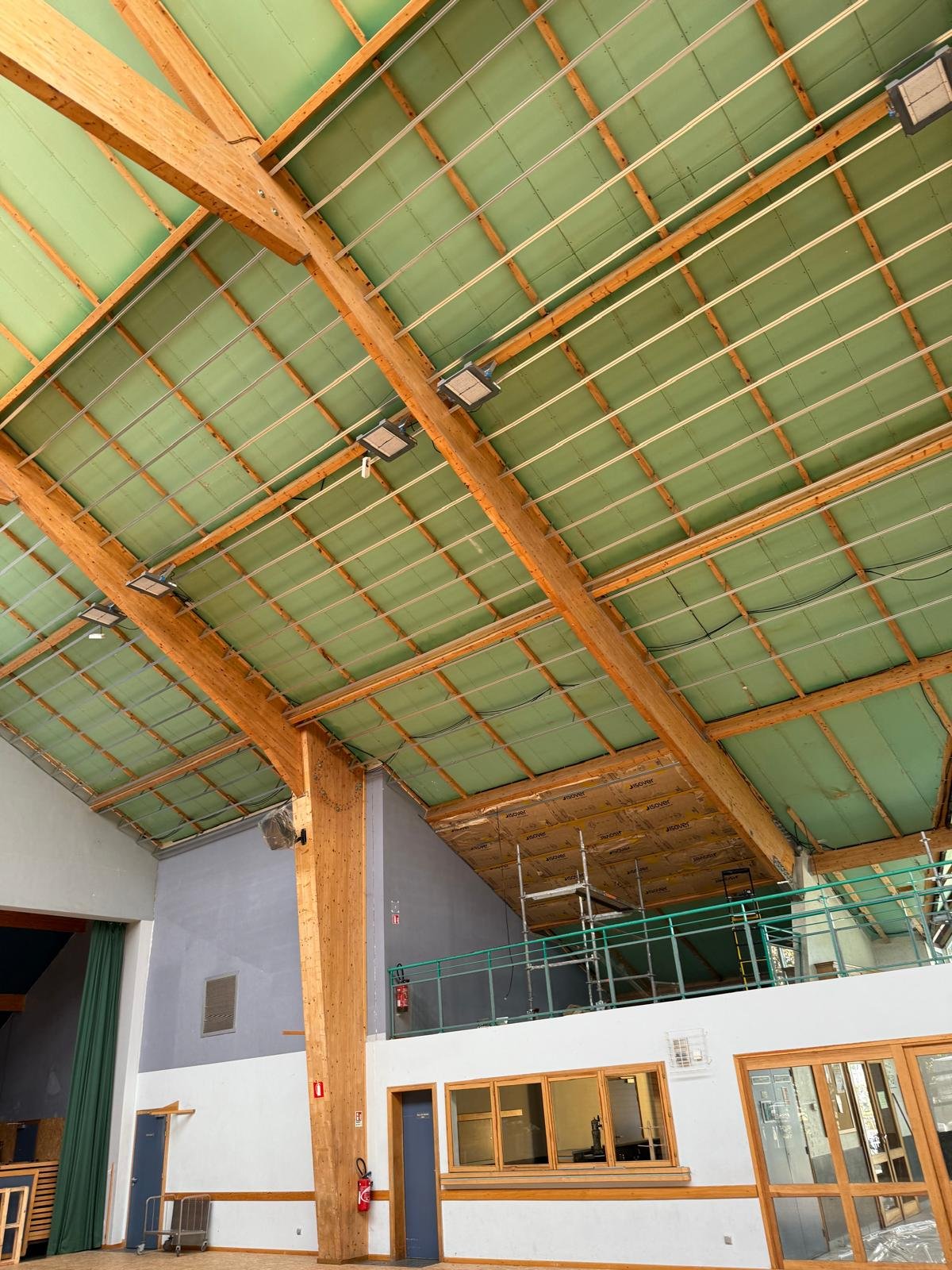 Plafond suspendu avec éclairage – chantier 2